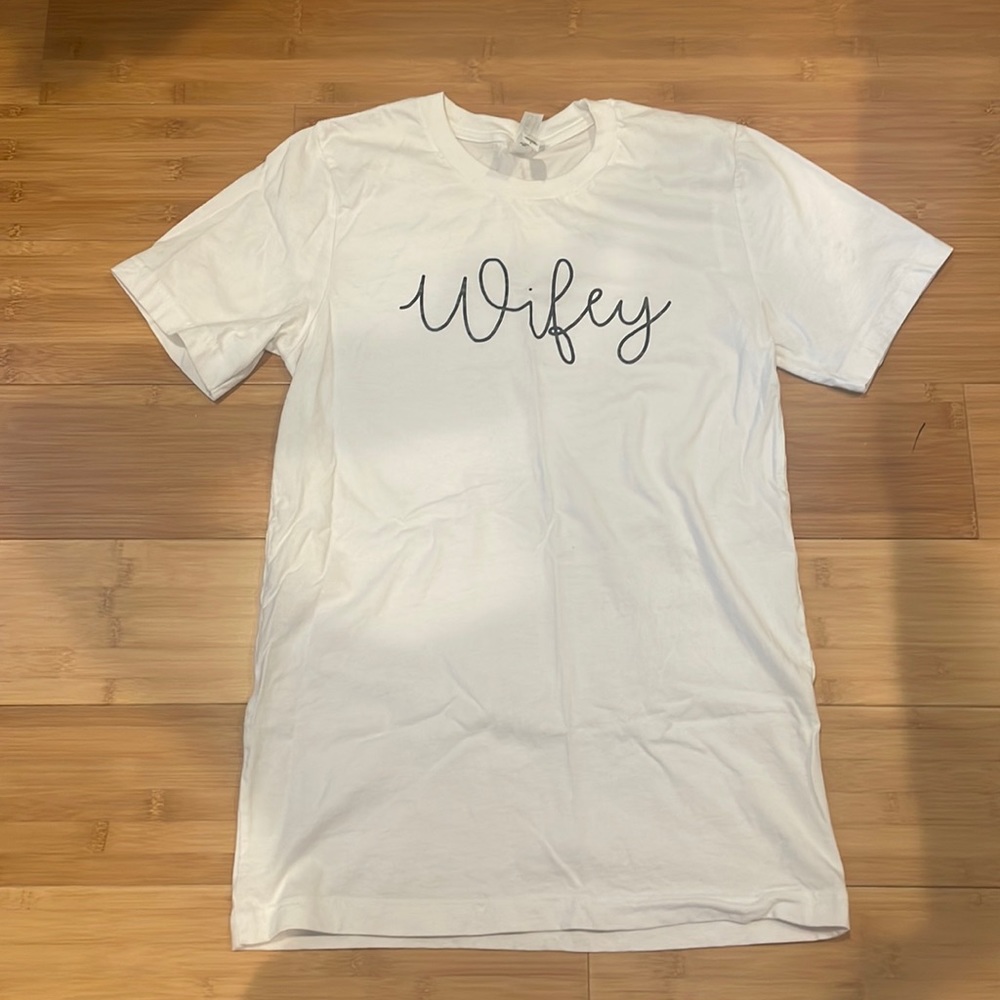 Wifey tee